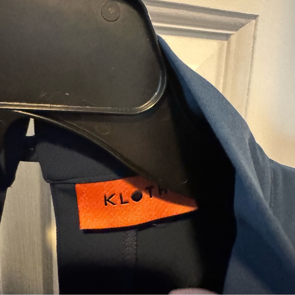 Kloth Navy Sleeveless Blouse‎ Mock Neck Pleated Shoulder Small - Picture 4 of 7